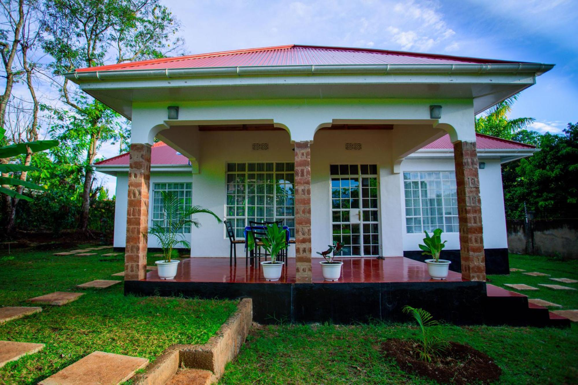 Royal Homestay モシ エクステリア 写真