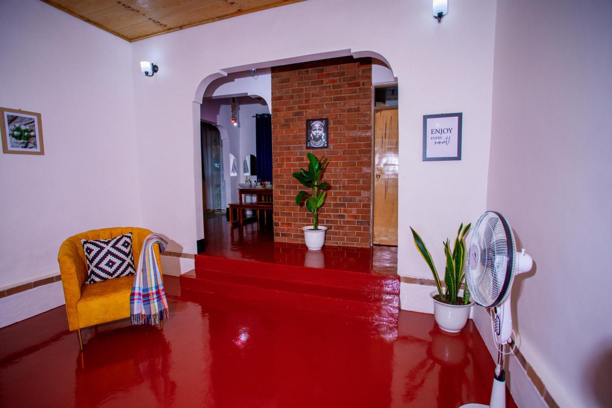 Royal Homestay モシ エクステリア 写真